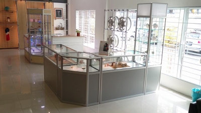 shop with glass cabinet display